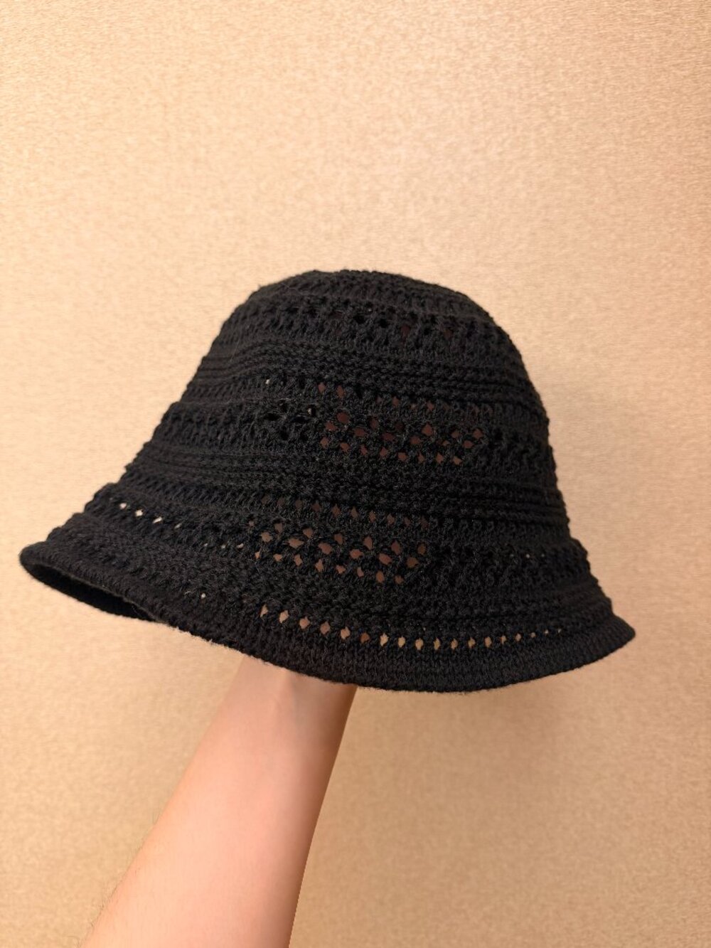 Black Fishnet Beanie OS